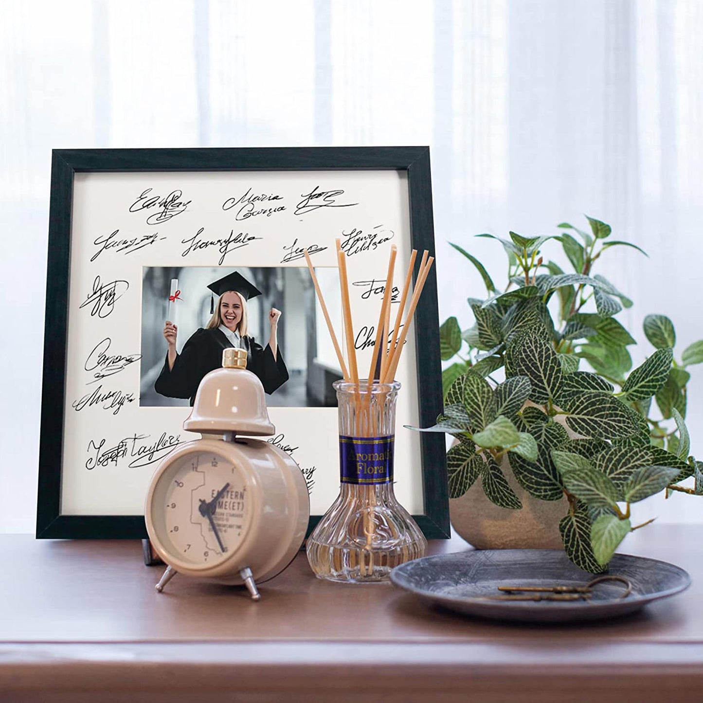 Graduation Signature Photo Frame for Photo 5'' * 7'' - 2 Sizes Available